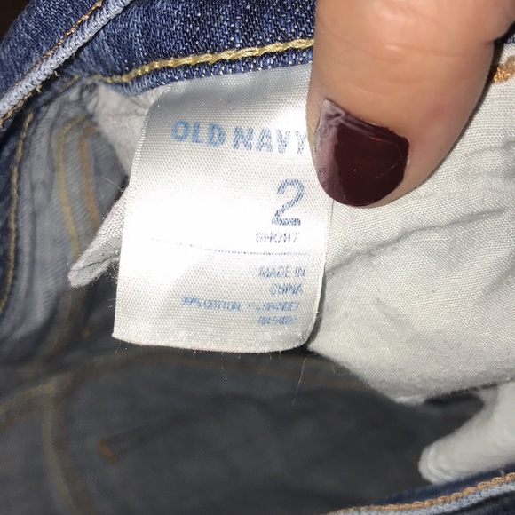 Old Navy The Sweetheart Short Jeans - Picture 3 of 6